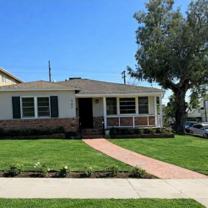 702 E Tujunga Ave - Photo 1 of 1