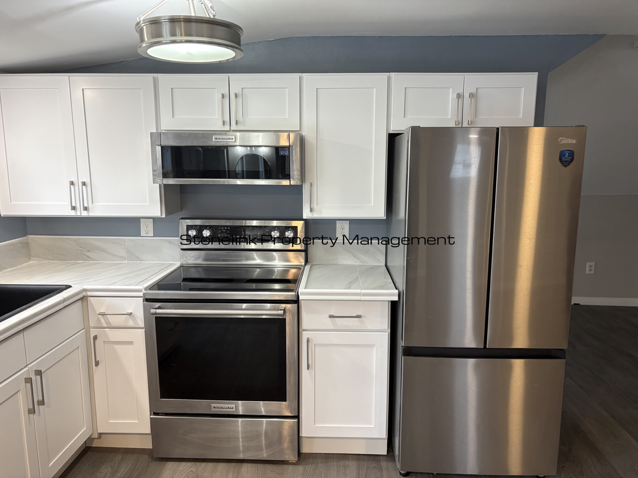 1899 Smith St - Photo 3 of 15