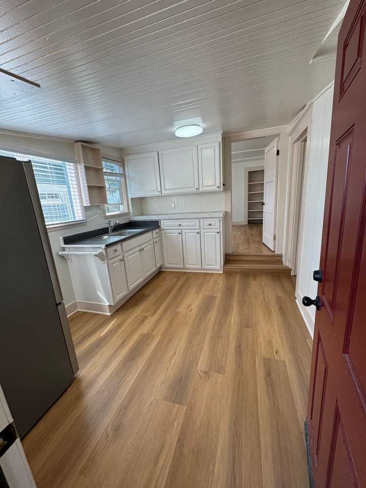 316 Cliff St #B - Photo 5 of 18