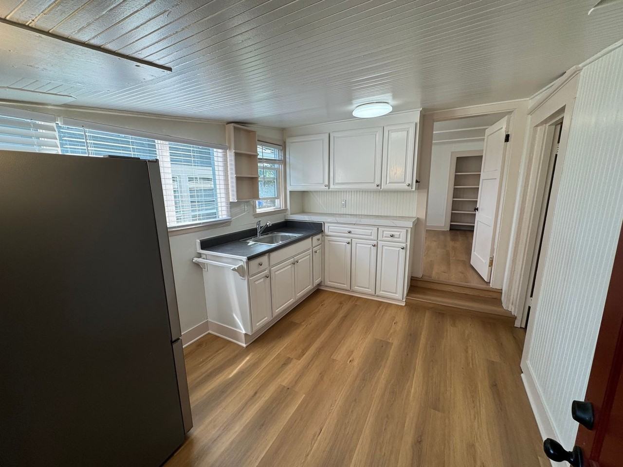 316 Cliff St #B - Photo 6 of 18