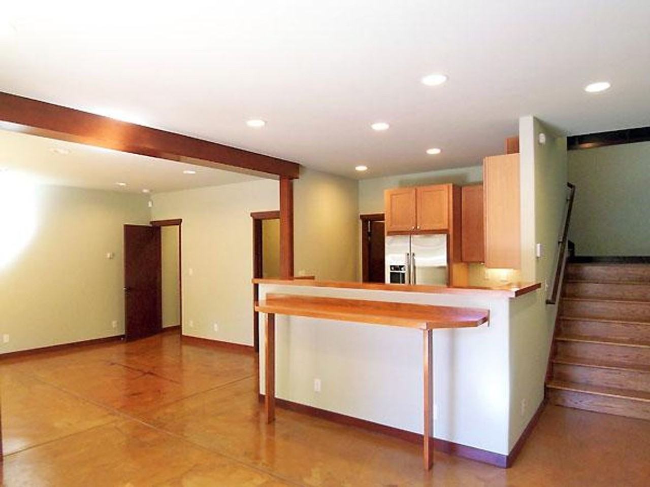 6121 Ruthland Rd - Photo 6 of 20