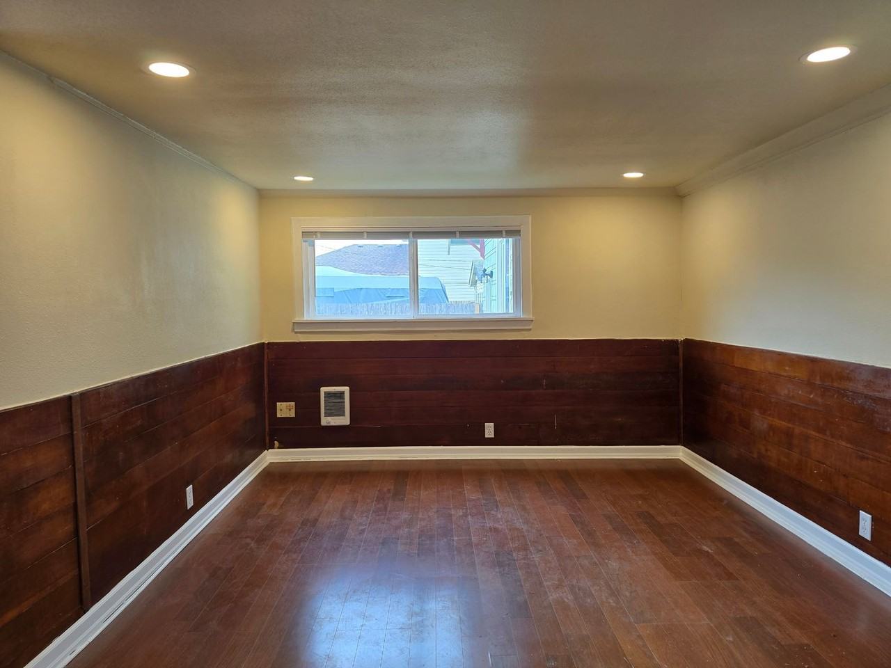 Alder Duplex - Photo 4 of 50