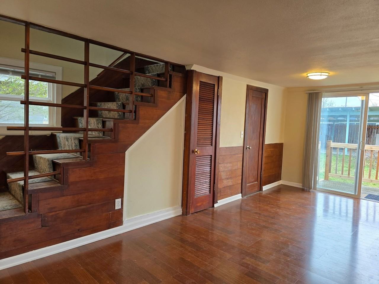 Alder Duplex - Photo 7 of 50