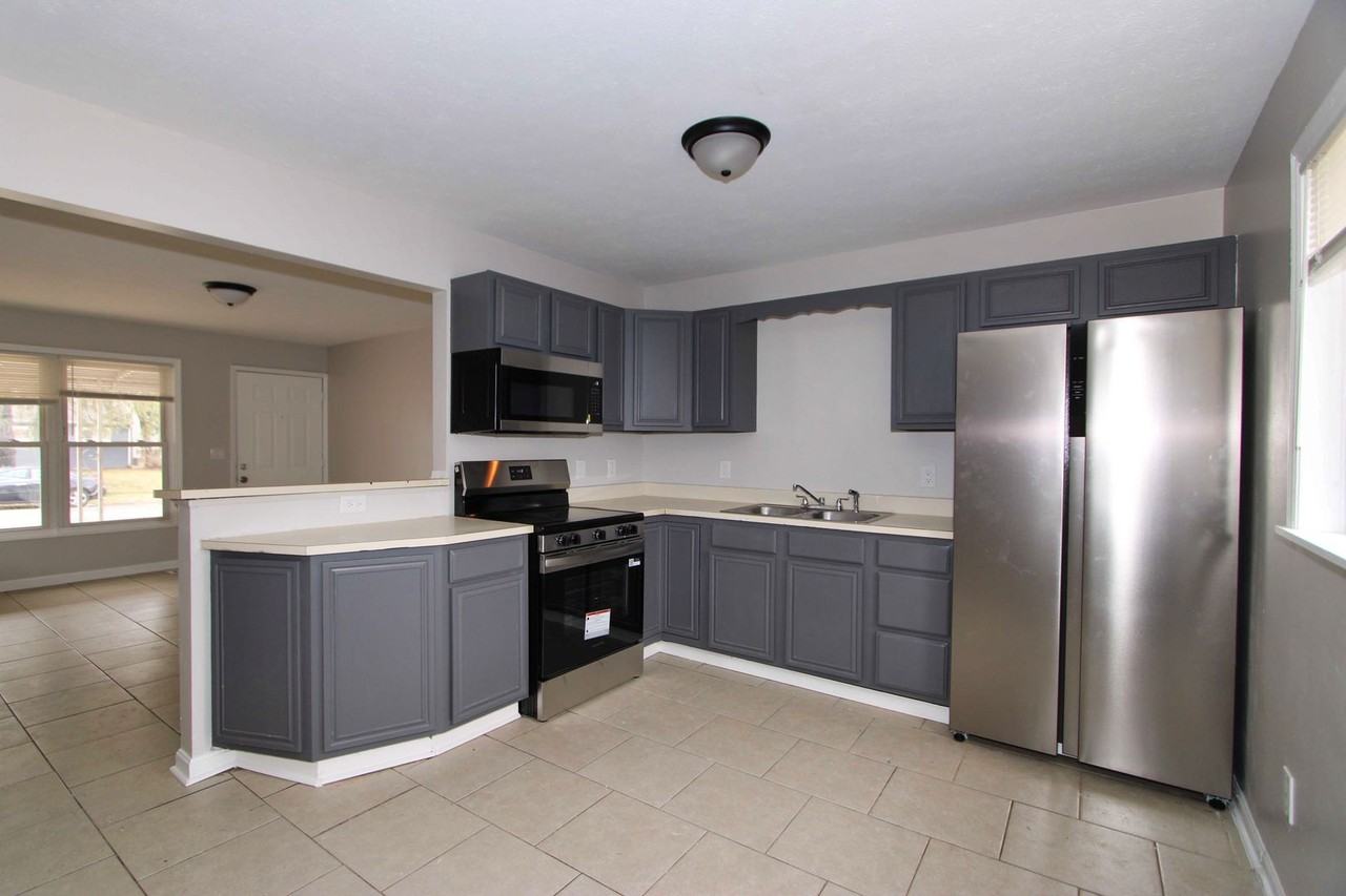 4127 Melgrove Ave - Photo 7 of 25