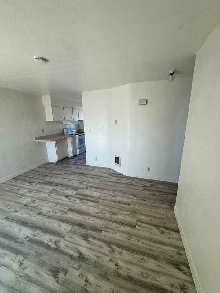 MCCL2 - Photo 4 of 18