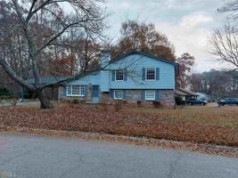 featured image of 710 Georgia Ave