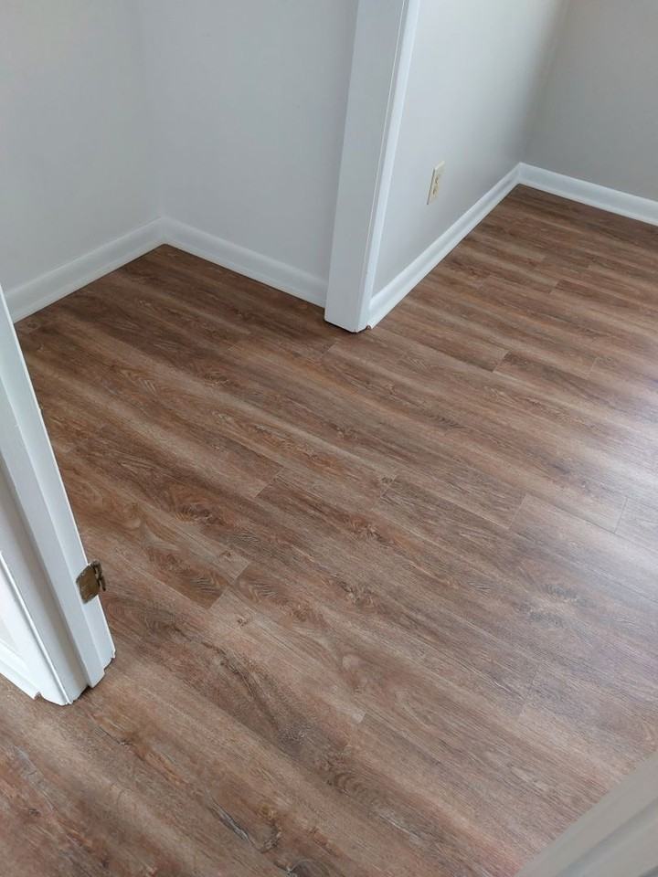 710 Georgia Ave - Photo 5 of 32