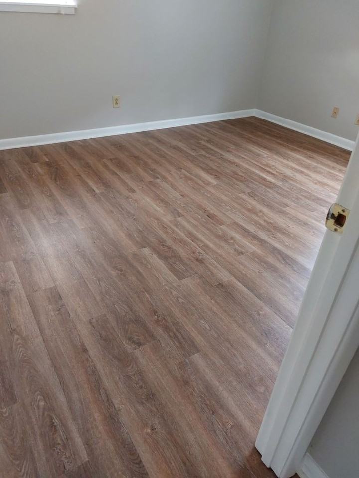 710 Georgia Ave - Photo 7 of 32