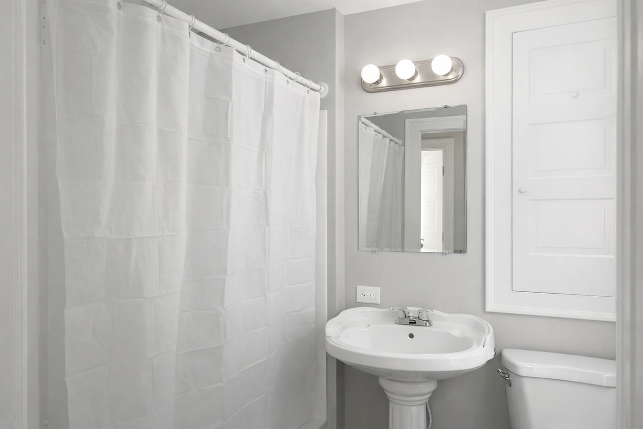 1229 Lawn Ave Sw - Photo 7 of 7