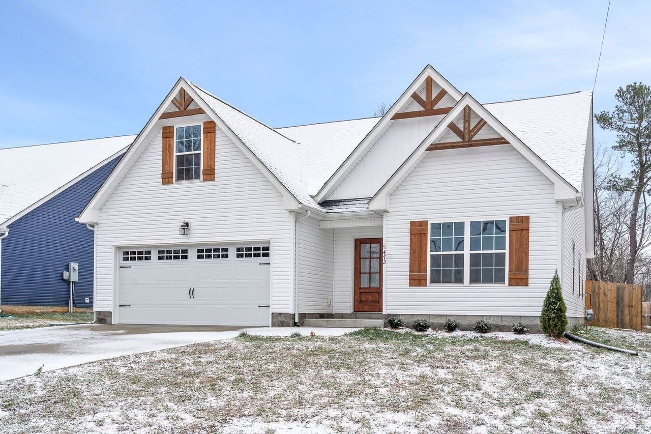 472 Hawkins Rd - Photo 3 of 33