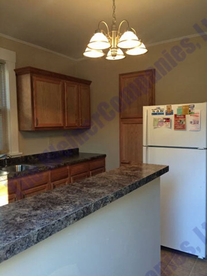 605 W Springfield Ave - Photo 4 of 16