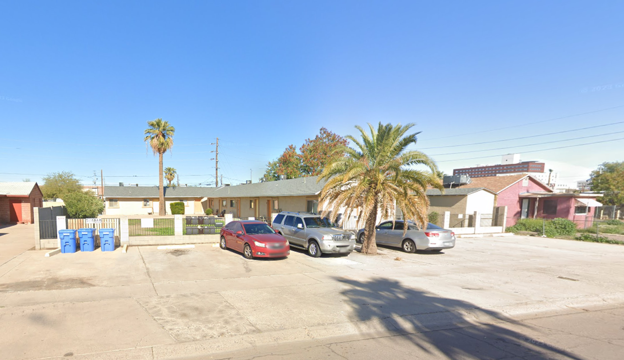 10 on Taylor - Photo 3 of 3