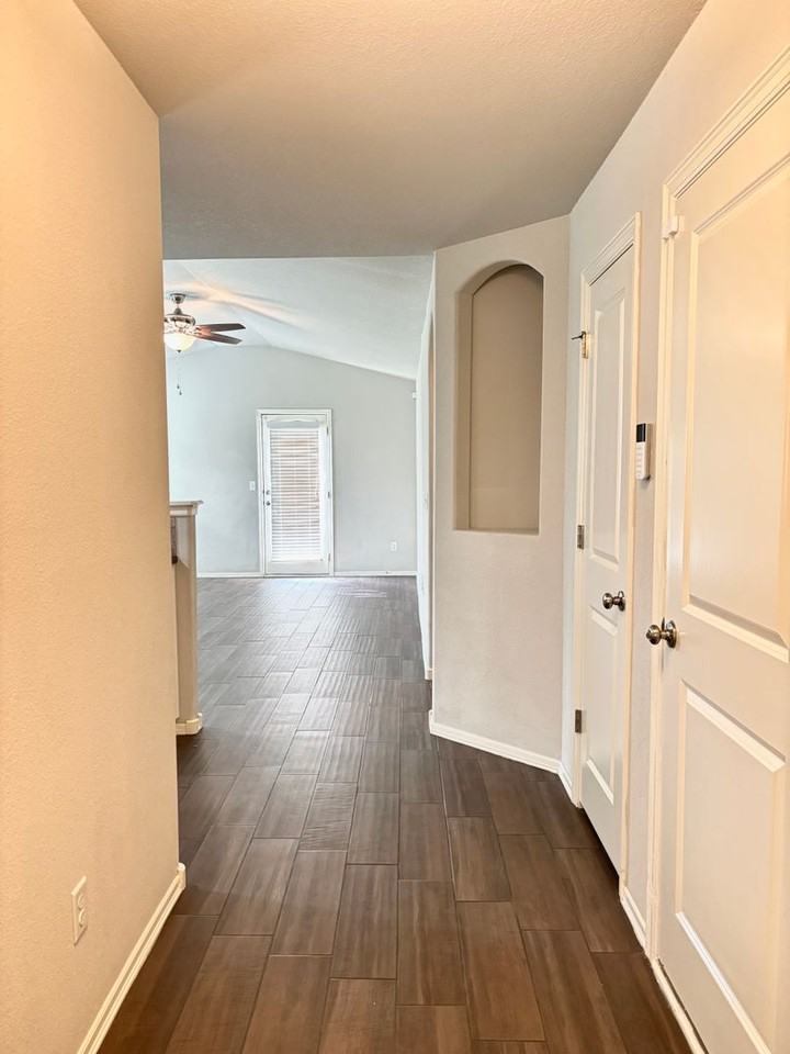 12010 E 109th St N - Photo 2 of 21