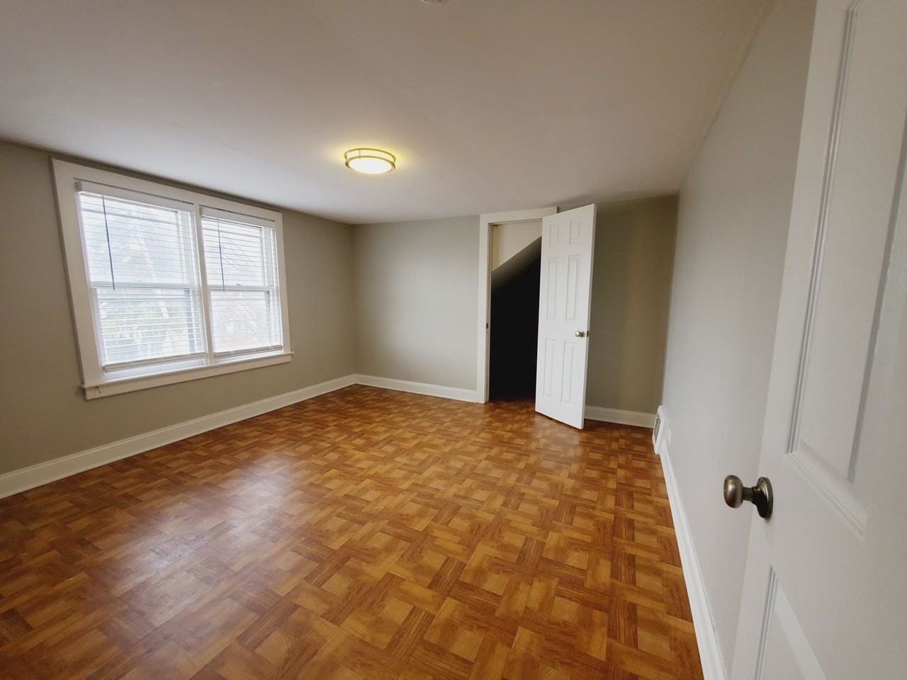 4690 Buckeye Rd - Photo 7 of 11