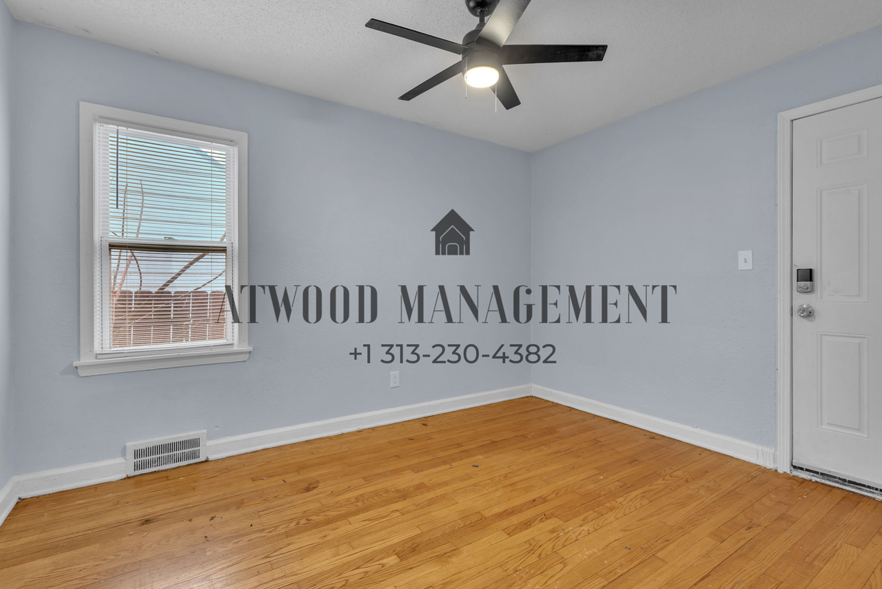 11336 Marlowe St - Photo 6 of 12