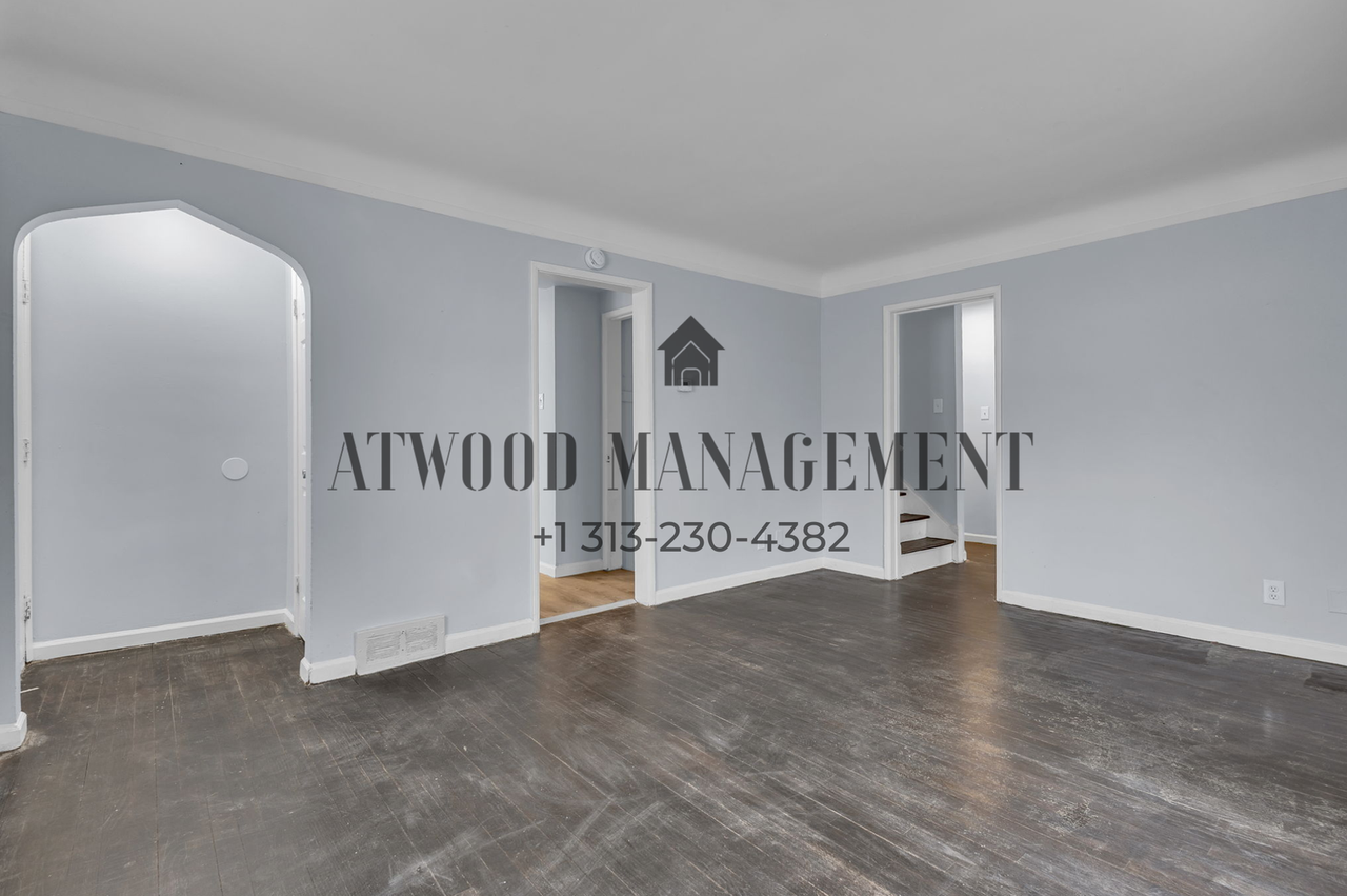 16225 Manning St - Photo 2 of 13