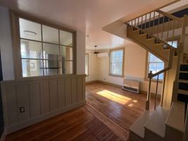 featured image of 32 S Maple St