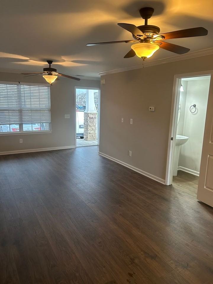 144 Cobblestone Place Dr - Photo 3 of 22