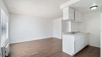 featured image of 1515 N Dresser St