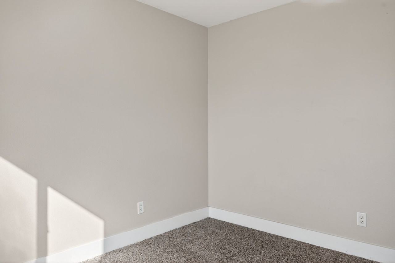 11165 W Box Canyon Ct - Photo 3 of 43