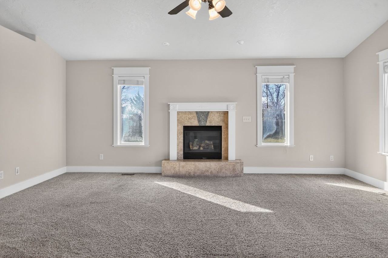 11165 W Box Canyon Ct - Photo 6 of 43