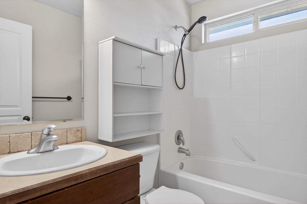 11165 W Box Canyon Ct - Photo 7 of 43