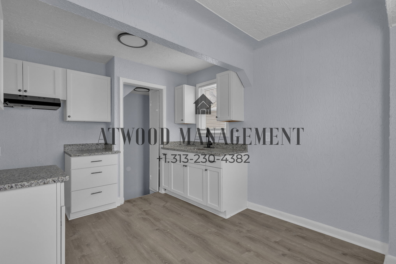 21451 Glenco St - Photo 5 of 10