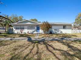 featured image of 2201 26th St S