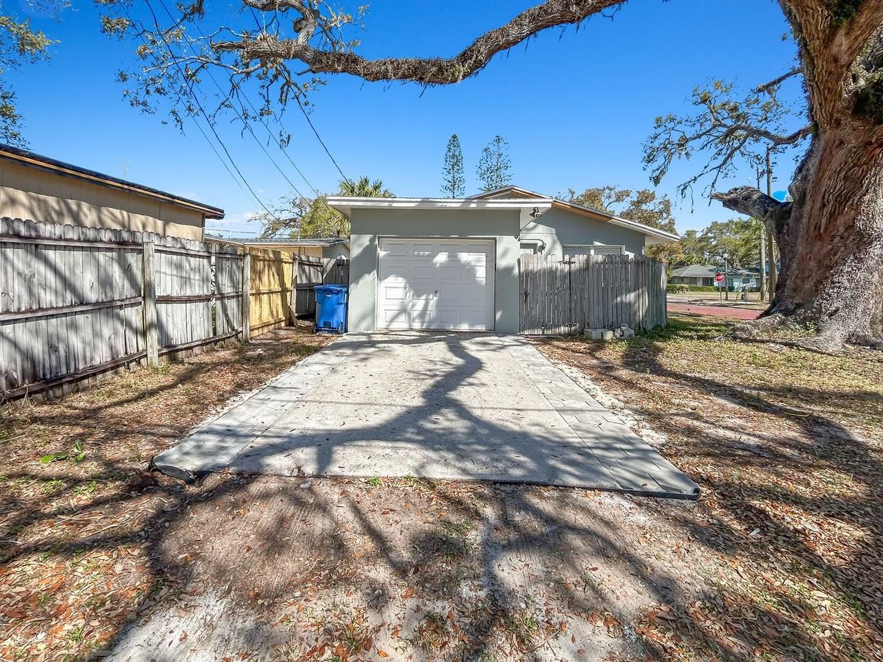 2201 26th Ave S - Photo 2 of 16