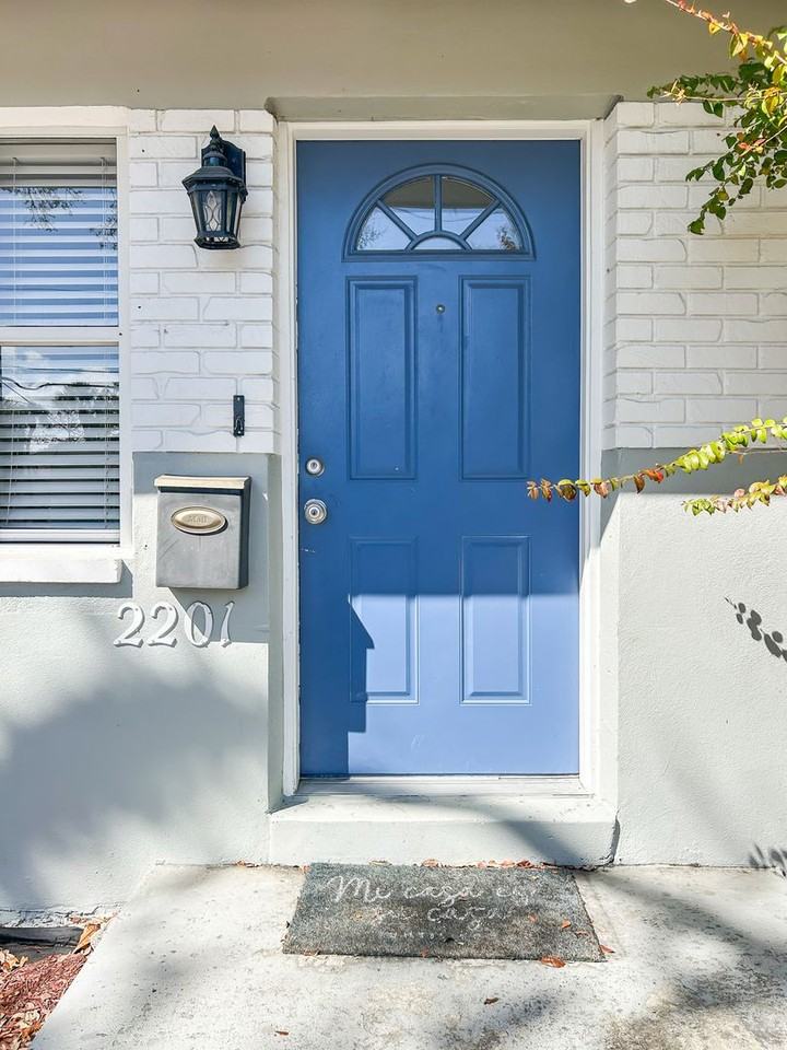 2201 26th Ave S - Photo 3 of 16