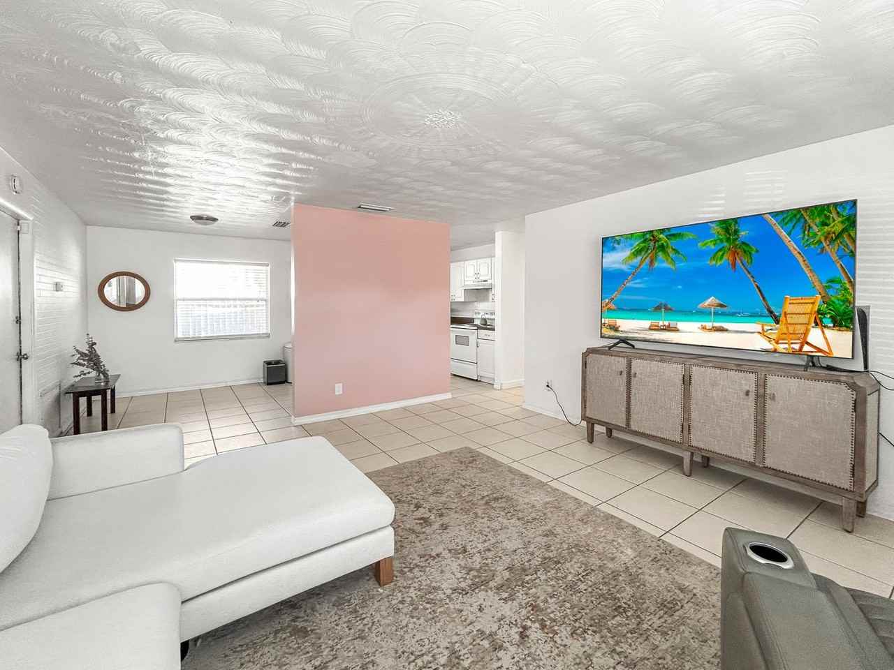 2201 26th Ave S - Photo 5 of 16