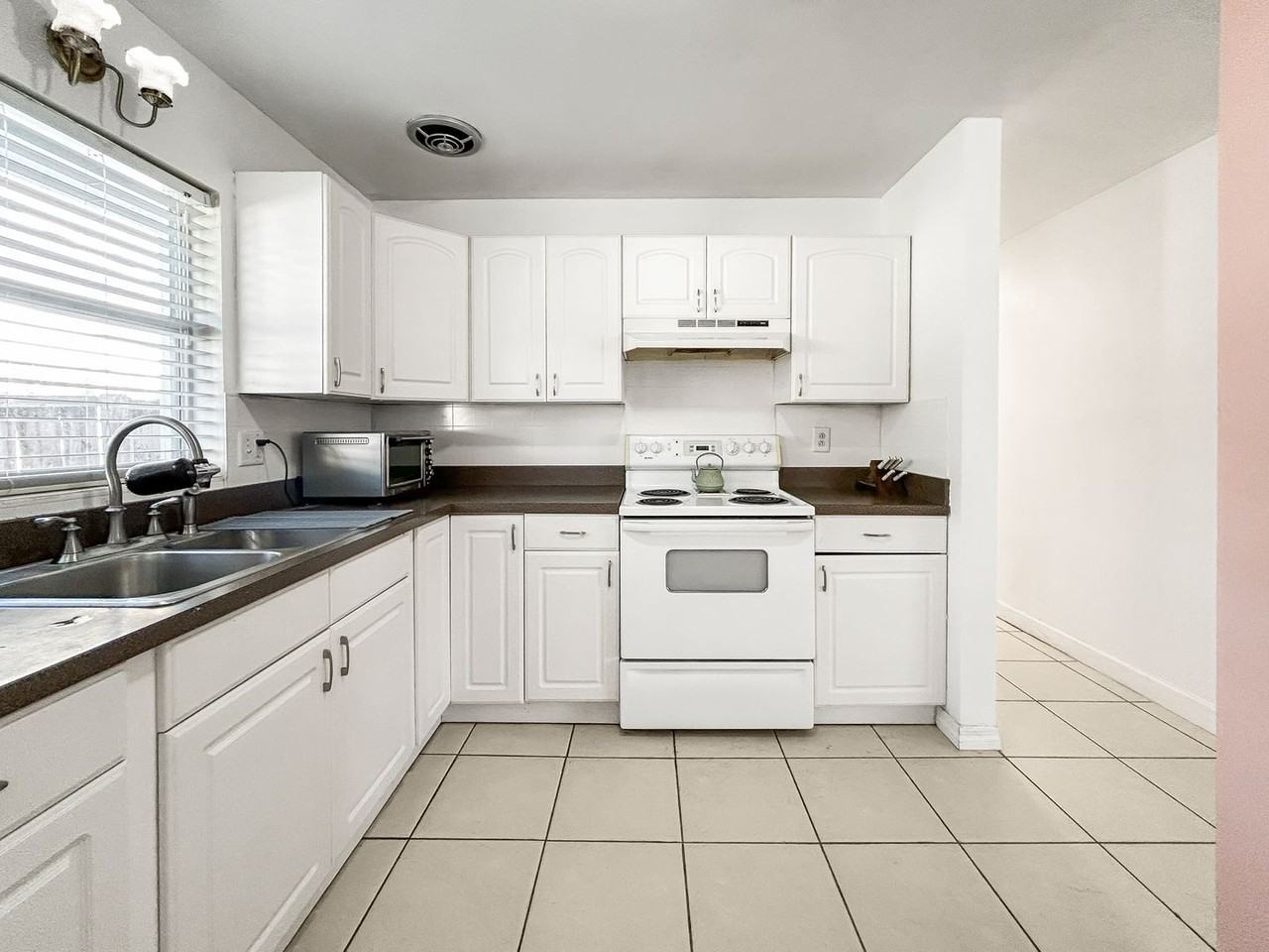 2201 26th Ave S - Photo 6 of 16