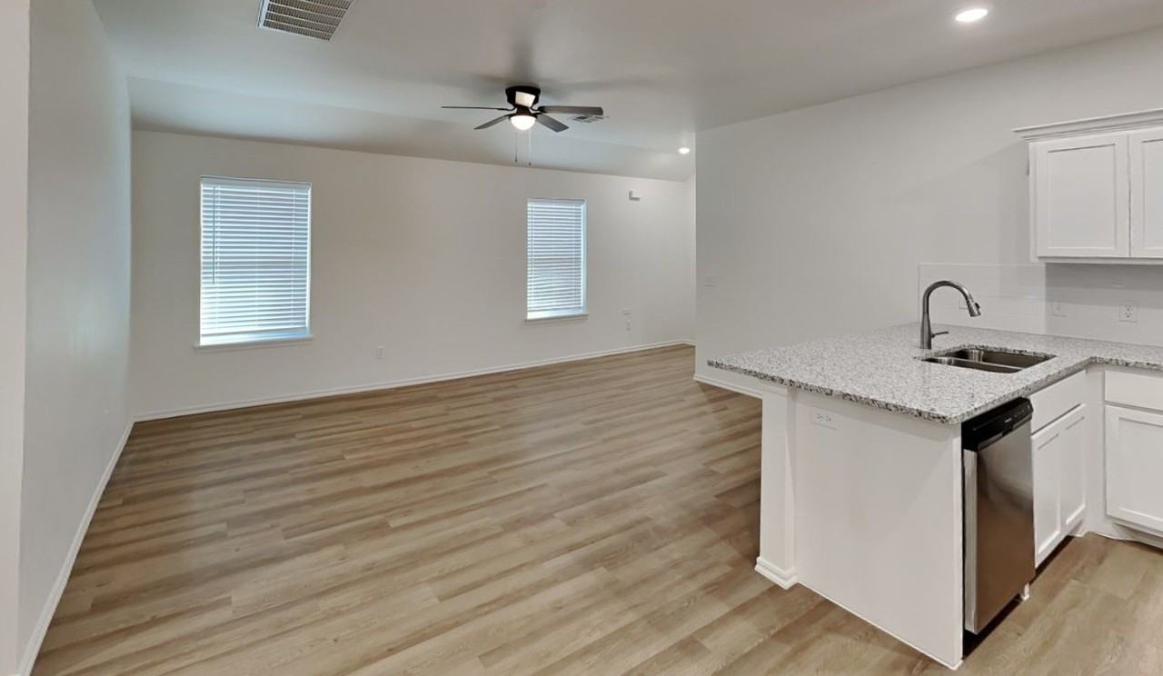 1200 Nw 113th St - Photo 7 of 17