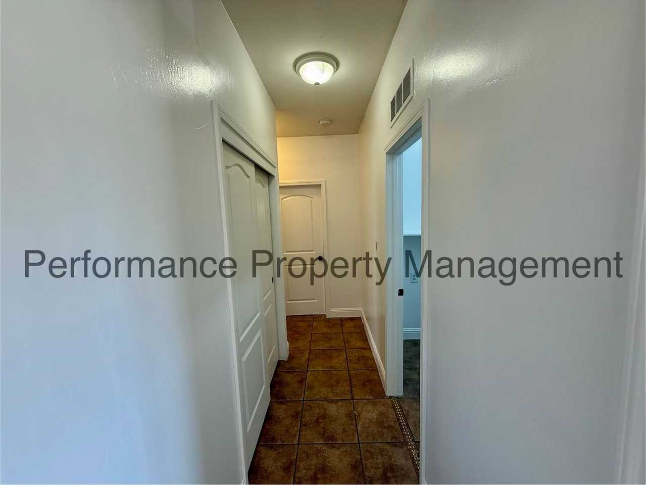 6914 Wild Rogue Ct - Photo 7 of 15