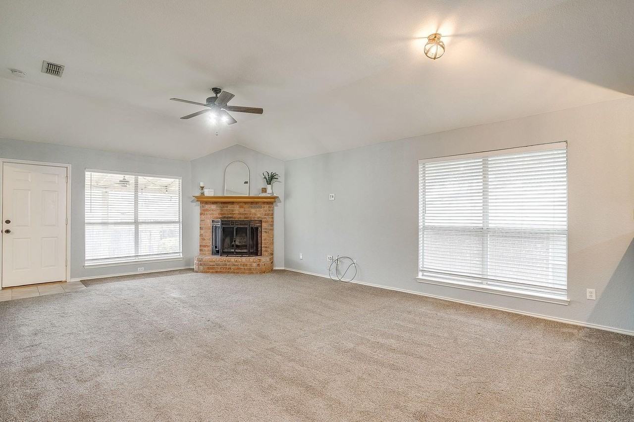 5712 Springtide Dr - Photo 3 of 27