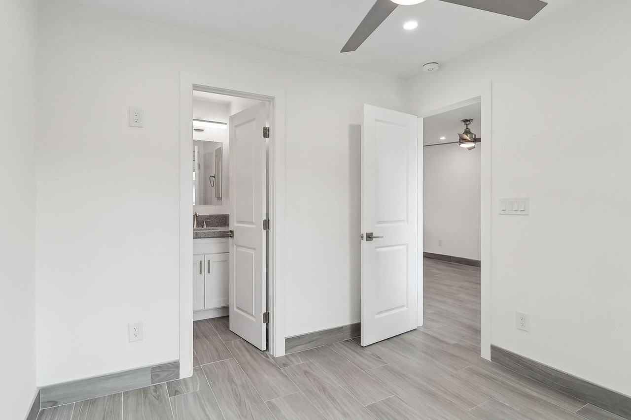 Newly Renovated 2 Bed/2 Bath El Cajon - Photo 7 of 21