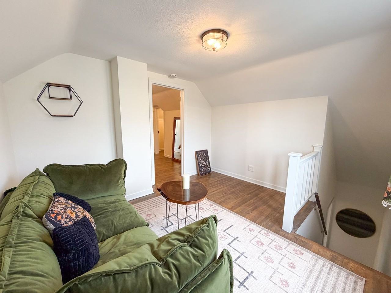 2817 W Euclid Ave - Photo 6 of 31