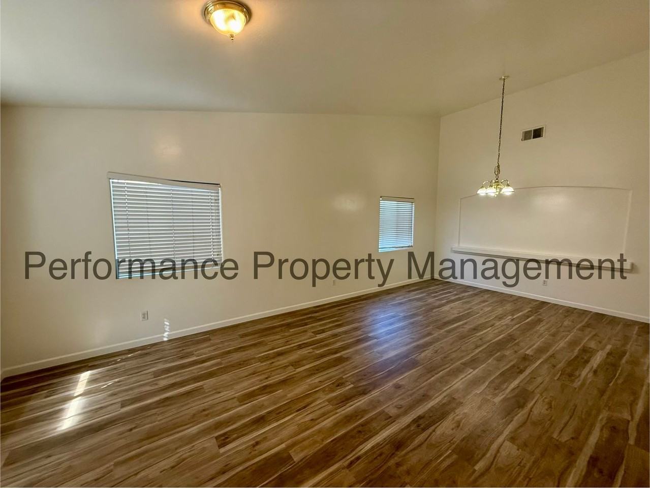 4310 Almond Grove Ln - Photo 3 of 22