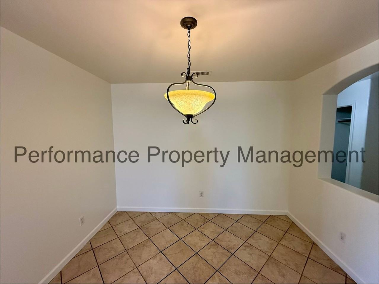 4310 Almond Grove Ln - Photo 4 of 22