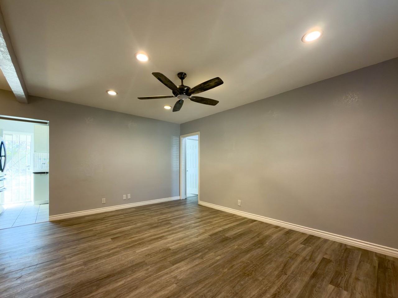 15552 Covello St - Photo 3 of 16