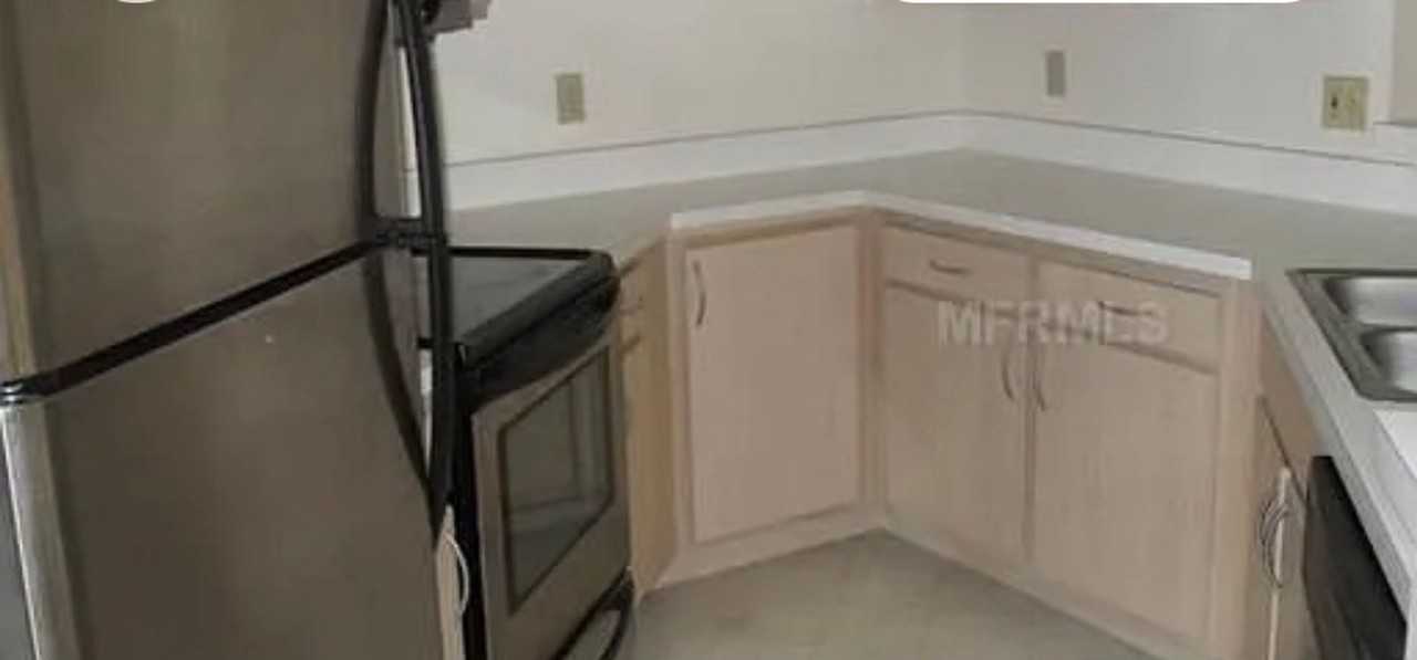 7350 Westpointe Blvd - Photo 4 of 5