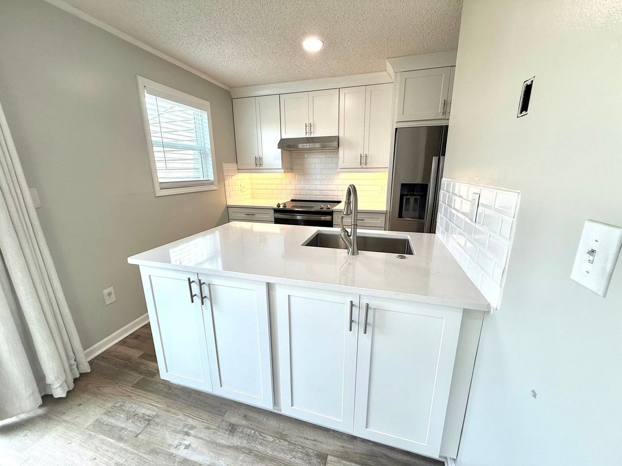 28 Smoke Rise Dr - Photo 7 of 16