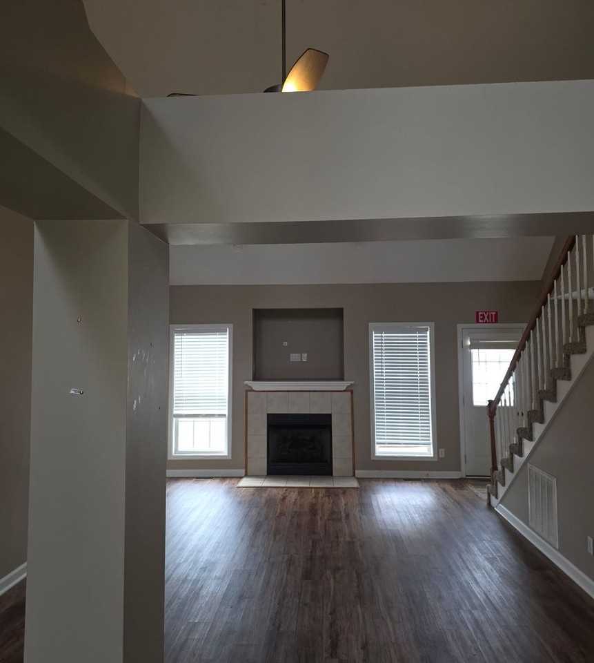 1700 Autumnwood Blvd - Photo 2 of 4