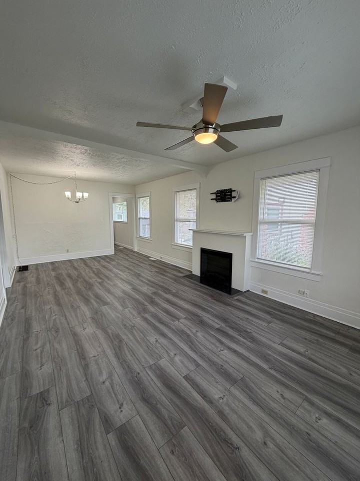 408 Barksdale Ave - Photo 2 of 15