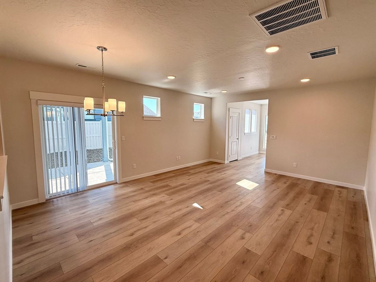 4264 S Oilseed Ave - Photo 6 of 17