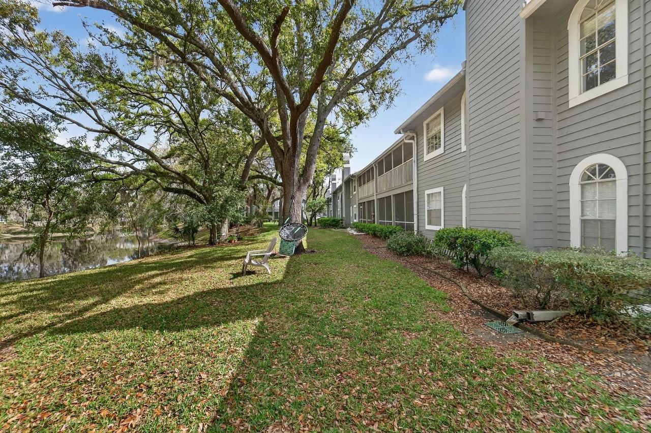 11808 Skylake Pl - Photo 3 of 50