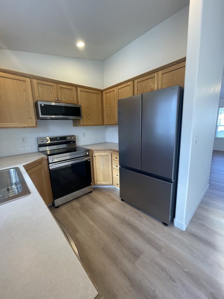 3144 S Virginia Ave #NA - Photo 4 of 25