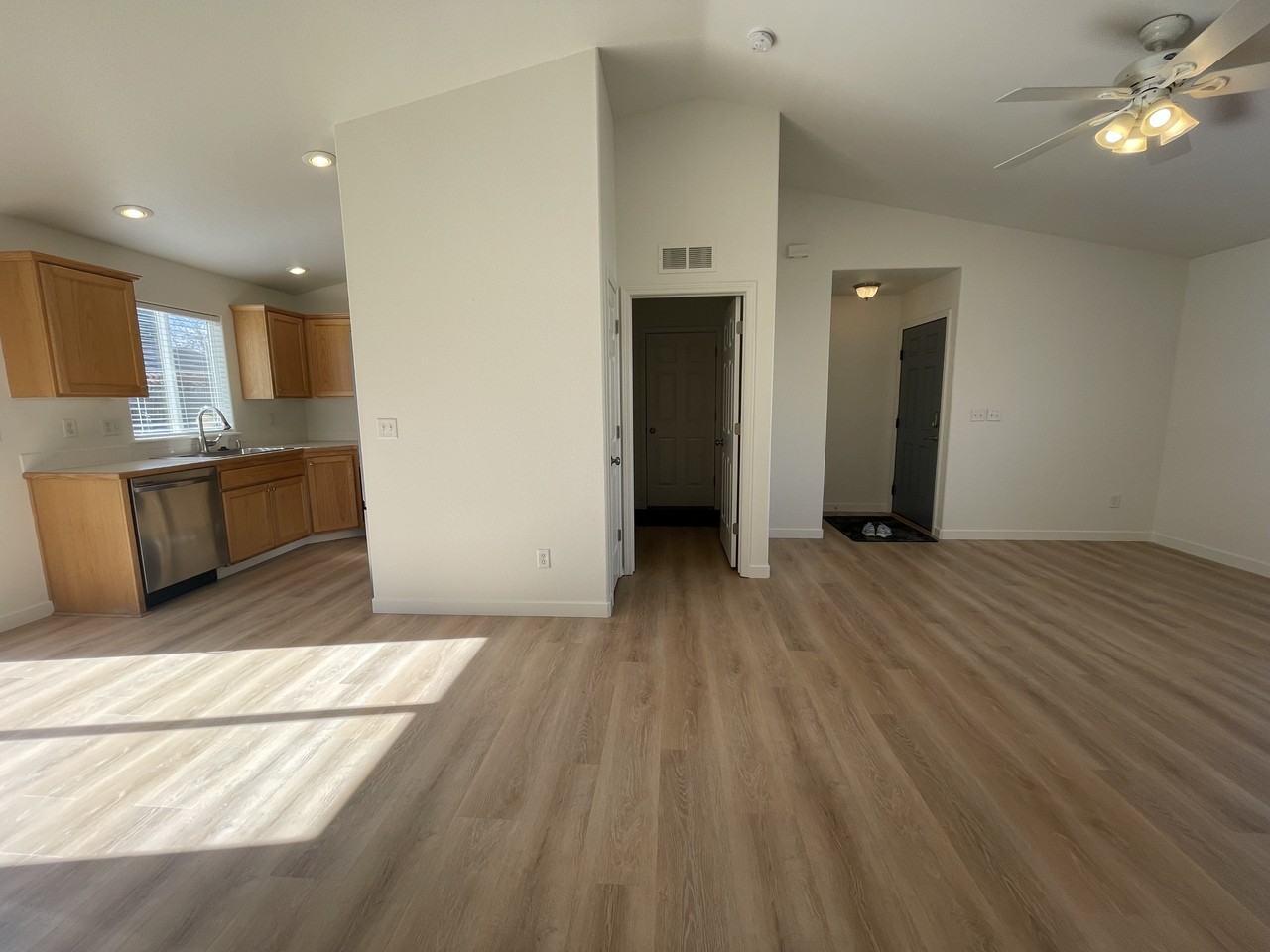 3144 S Virginia Ave #NA - Photo 6 of 25