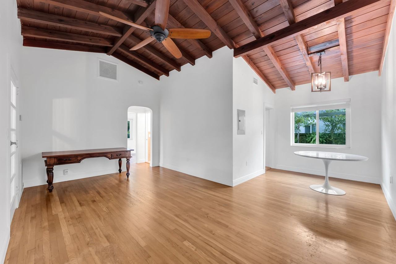 4015 Sw 10th St - Photo 6 of 19