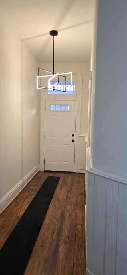 1128 W Marshall St #NA - Photo 2 of 26